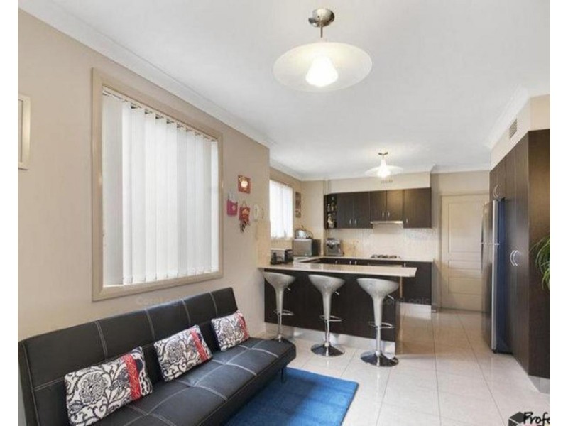 4/19 Myall Road, Casula NSW 2170