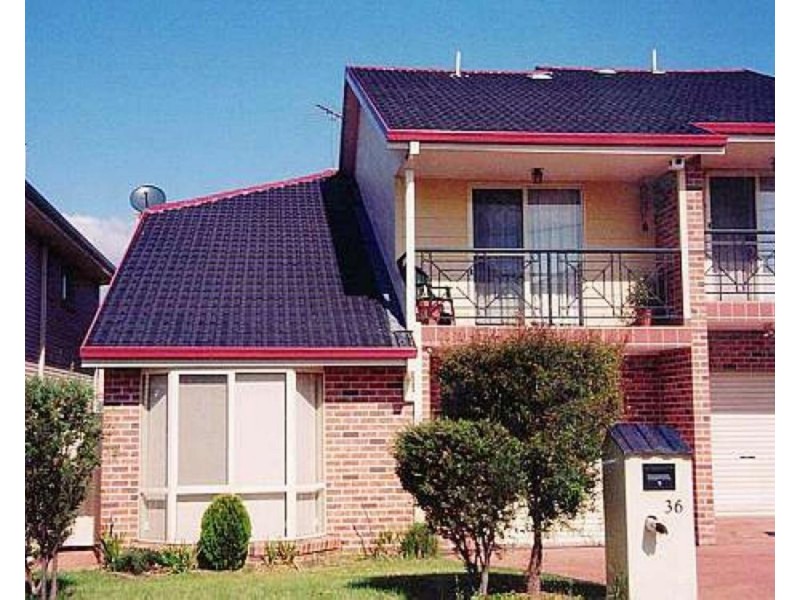 36 Pine Road, Casula NSW 2170
