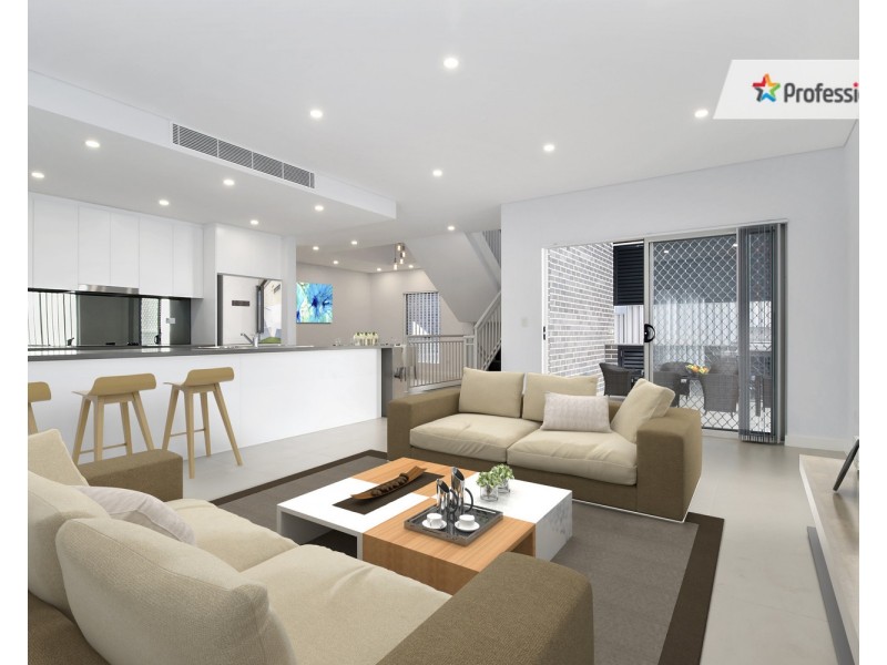 14 Wattle Road, Casula NSW 2170