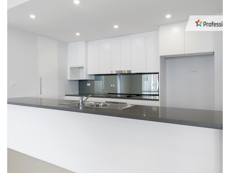 14 Wattle Road, Casula NSW 2170