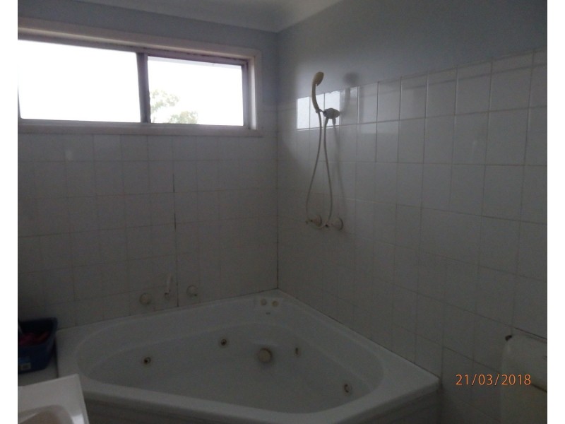 150 Hill Road, Lurnea NSW 2170