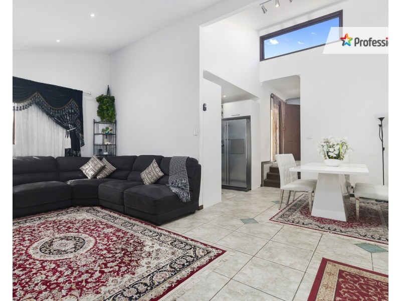 5 Keller Place, Casula NSW 2170