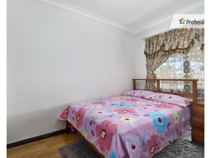 5 Keller Place, Casula NSW 2170