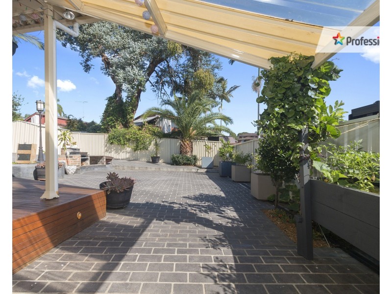 5 Keller Place, Casula NSW 2170