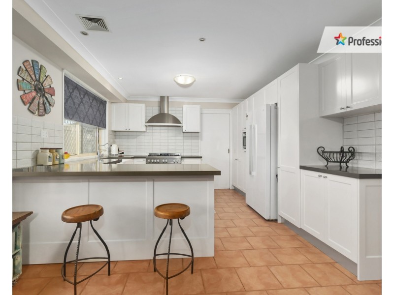 4 Thirroul Circuit, Prestons NSW 2170