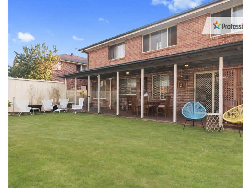 4 Thirroul Circuit, Prestons NSW 2170