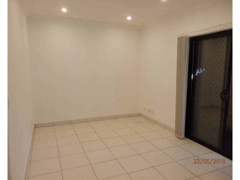 126 Dalmeny Drive, Prestons NSW 2170