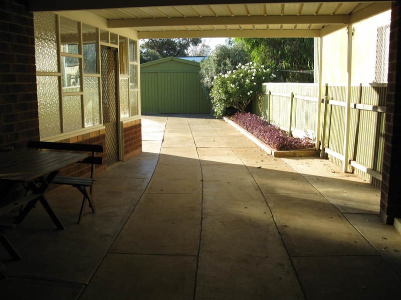 33 Gordon Street, Aldinga Beach SA 5173
