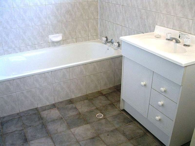 37 Hamilton Road, Aldinga Beach SA 5173