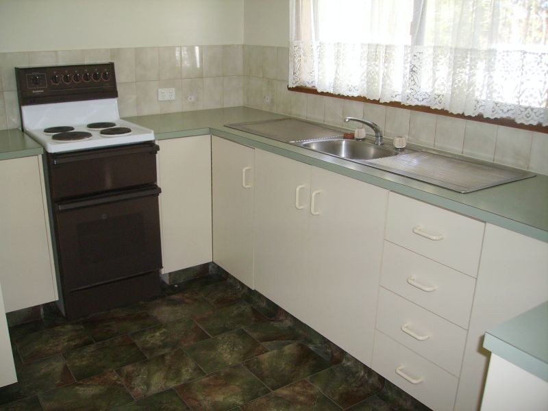 6 Falcon Street, Port Willunga SA 5173