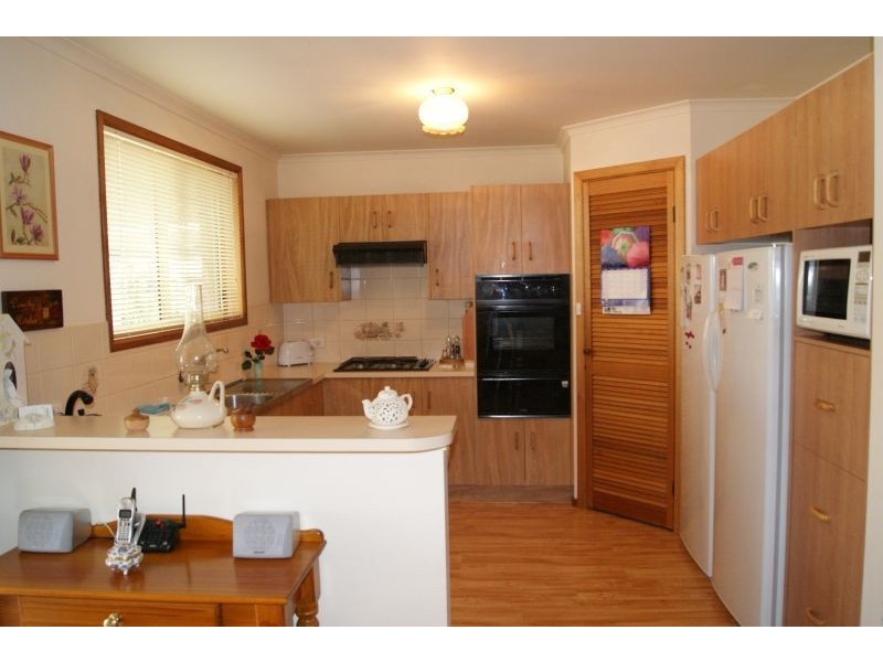 10 Myerhoff Street, Aldinga Beach SA 5173