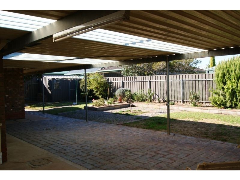 10 Myerhoff Street, Aldinga Beach SA 5173