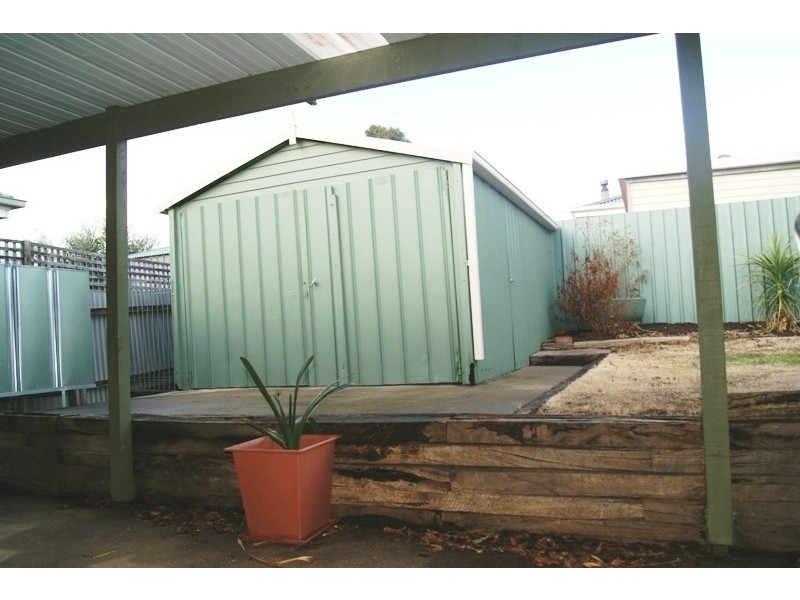 10 Carbenet Drive, Hackham SA 5163
