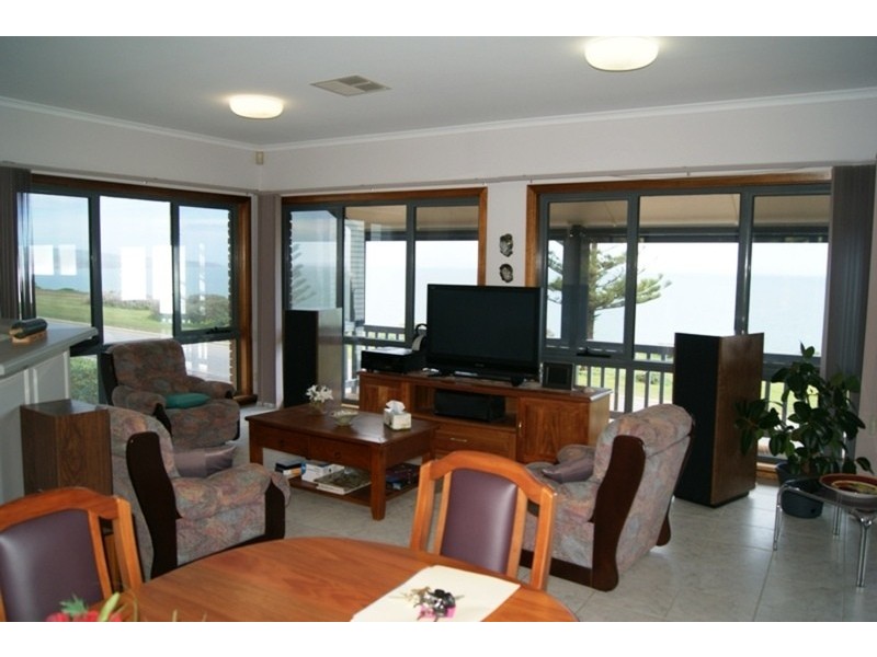 61 Esplanade, Sellicks Beach SA 5174