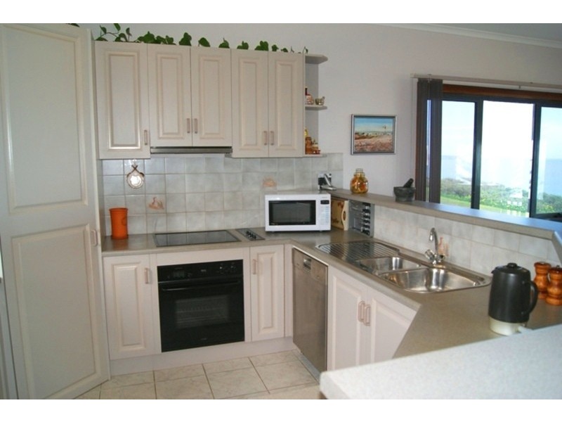 61 Esplanade, Sellicks Beach SA 5174