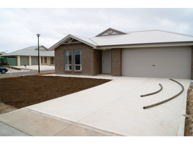 11 Sapphire Way, Aldinga Beach SA 5173