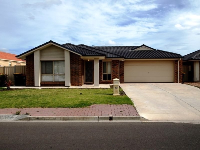 12 Blue Bay Avenue, Aldinga Beach SA 5173
