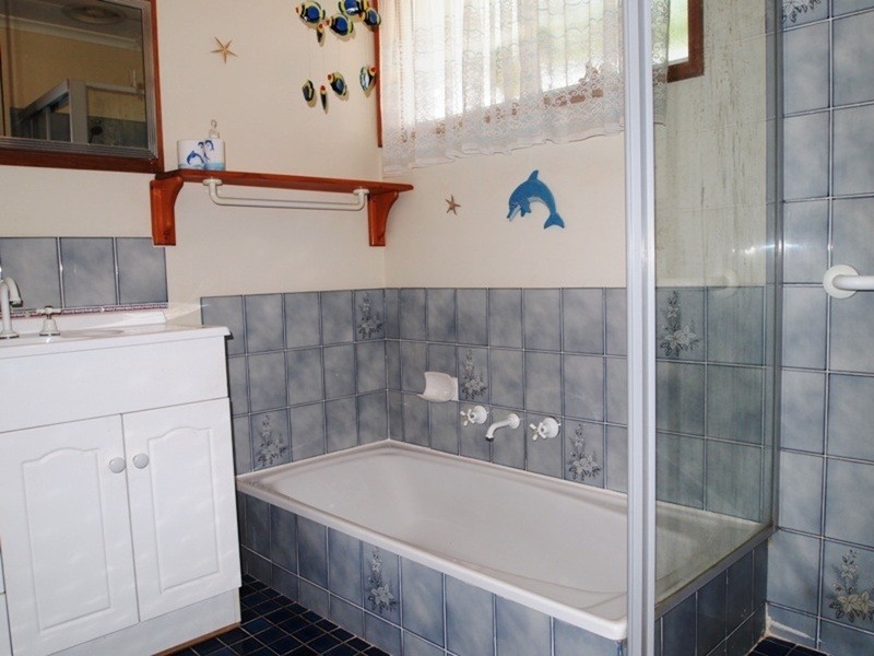 27 Cannes Drive, Sellicks Beach SA 5174