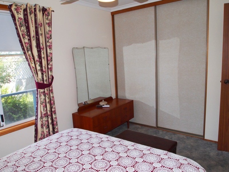27 Cannes Drive, Sellicks Beach SA 5174