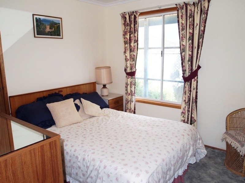 27 Cannes Drive, Sellicks Beach SA 5174