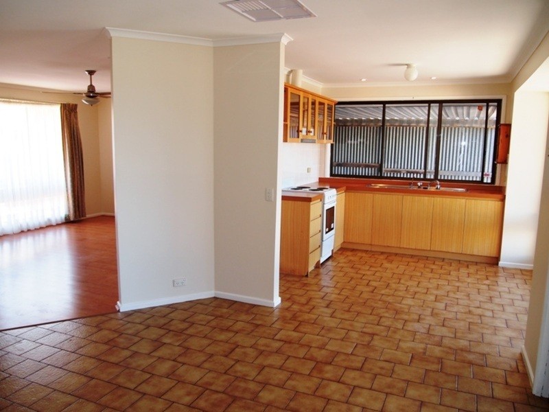 25 Cannes Drive, Sellicks Beach SA 5174