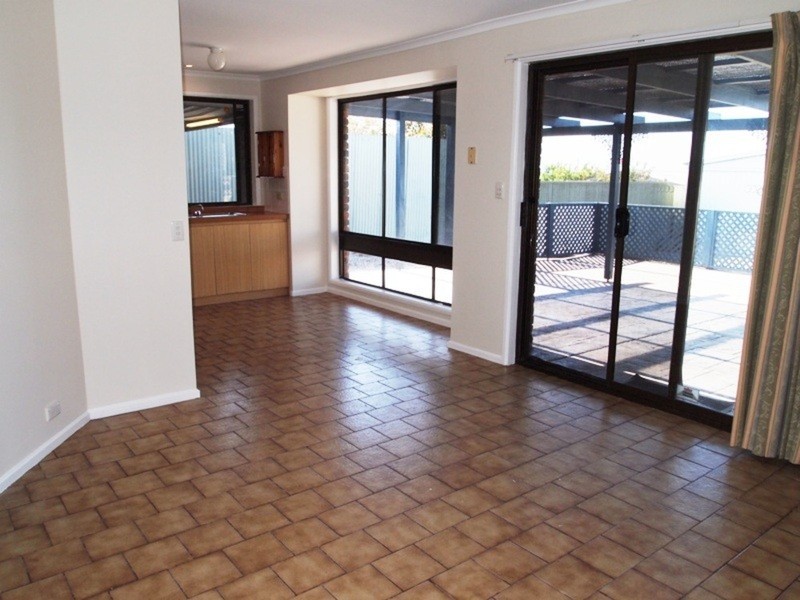 25 Cannes Drive, Sellicks Beach SA 5174