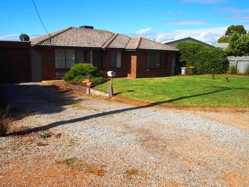25 Cannes Drive, Sellicks Beach SA 5174