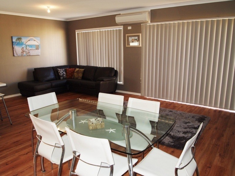25 Pinkgum Avenue, Aldinga Beach SA 5173