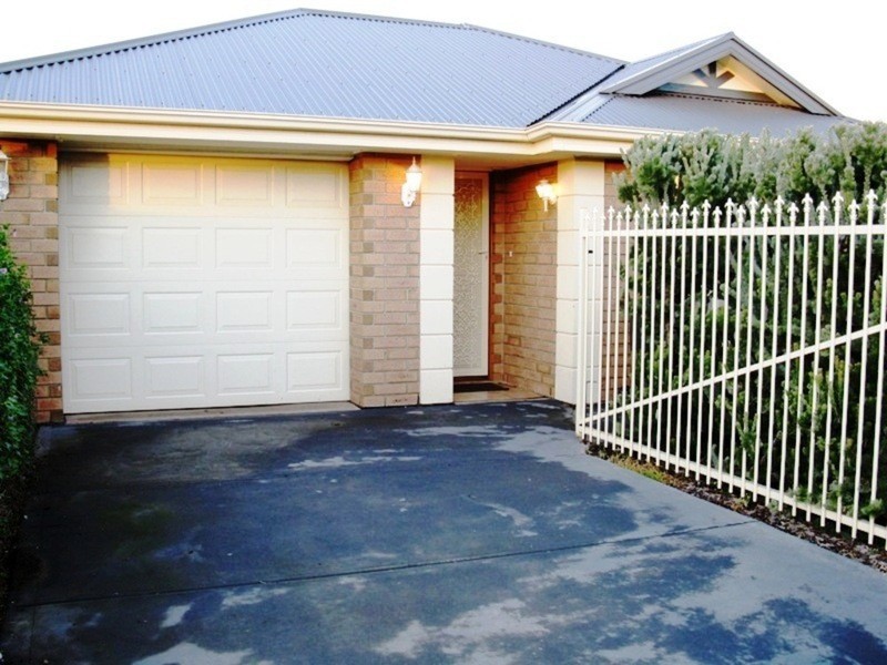 17 Berry Street, Aldinga Beach SA 5173