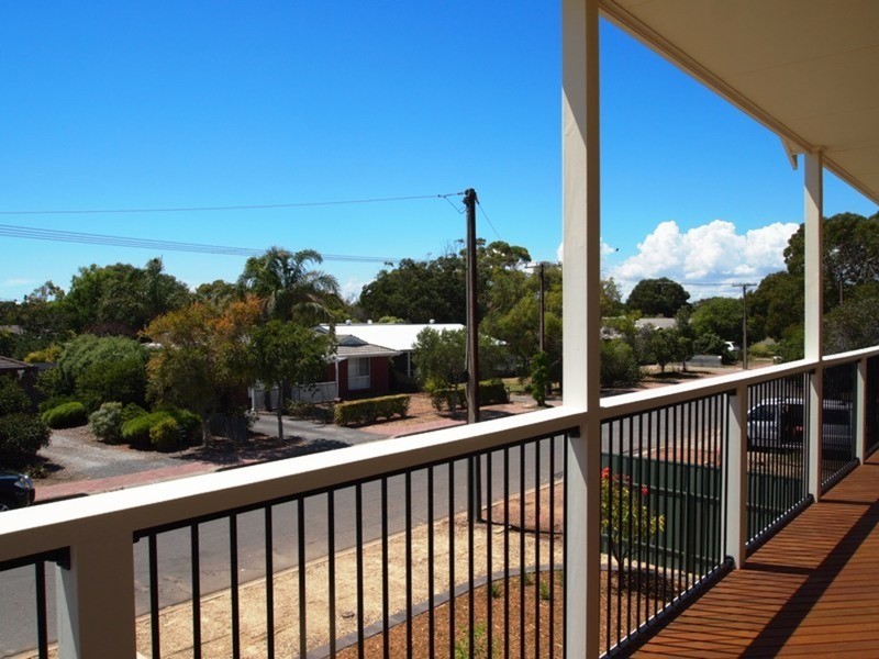 34 Zephyr Terrace, Port Willunga SA 5173