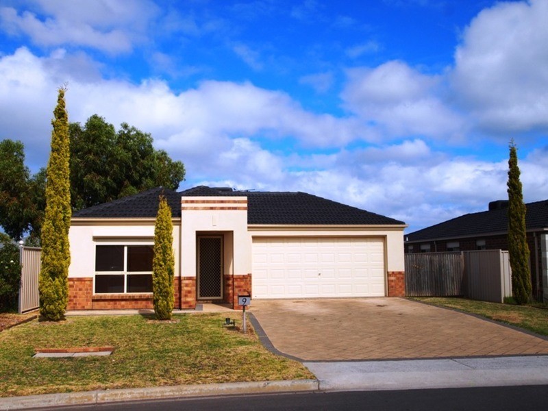 9 Barramundi Way, Aldinga Beach SA 5173