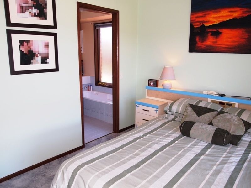 13 Heathersay Avenue, Aldinga Beach SA 5173