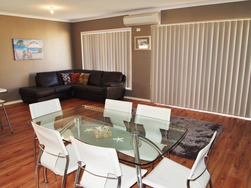 25 Pinkgum Avenue, Aldinga Beach SA 5173