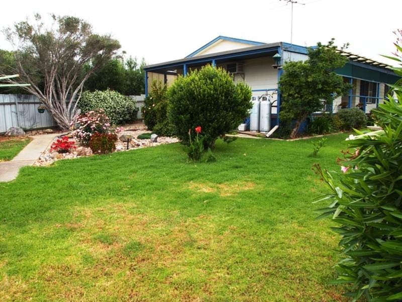 27 Cannes Drive, Sellicks Beach SA 5174