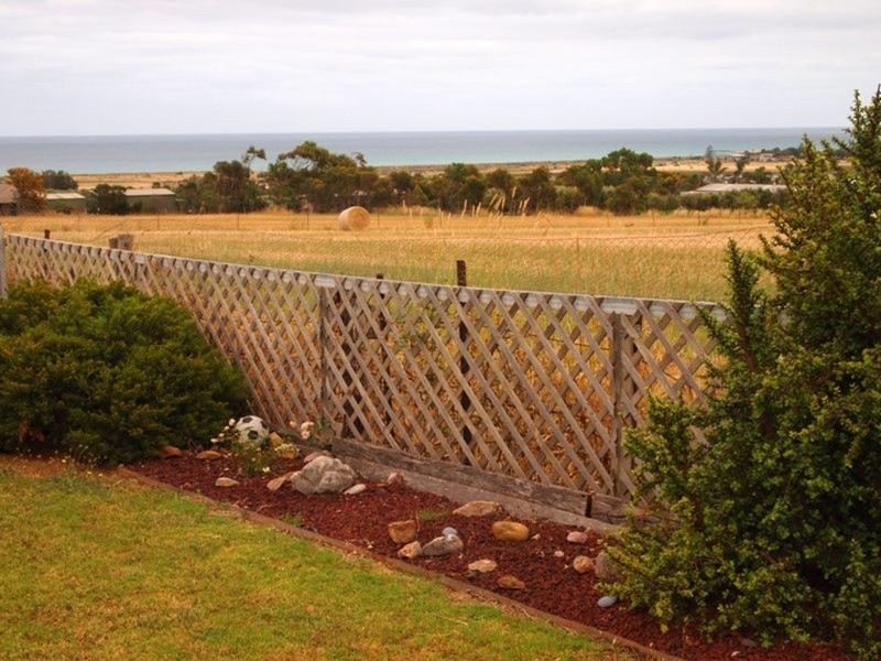 27 Cannes Drive, Sellicks Beach SA 5174