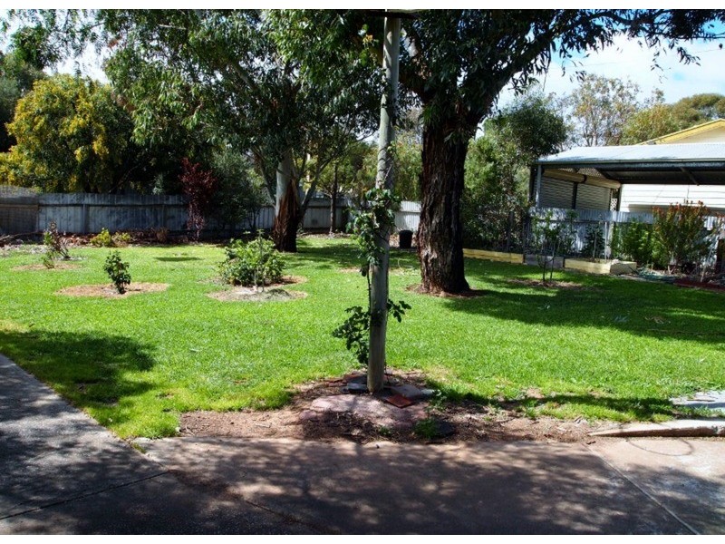 5 Fontaine  Drive, Sellicks Beach SA 5174