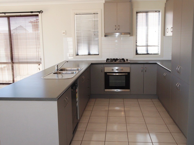 4 Crystal Harmony Court, Sellicks Beach SA 5174