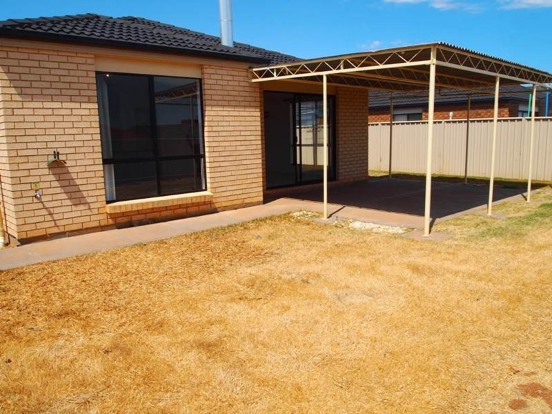 4 Crystal Harmony Court, Sellicks Beach SA 5174