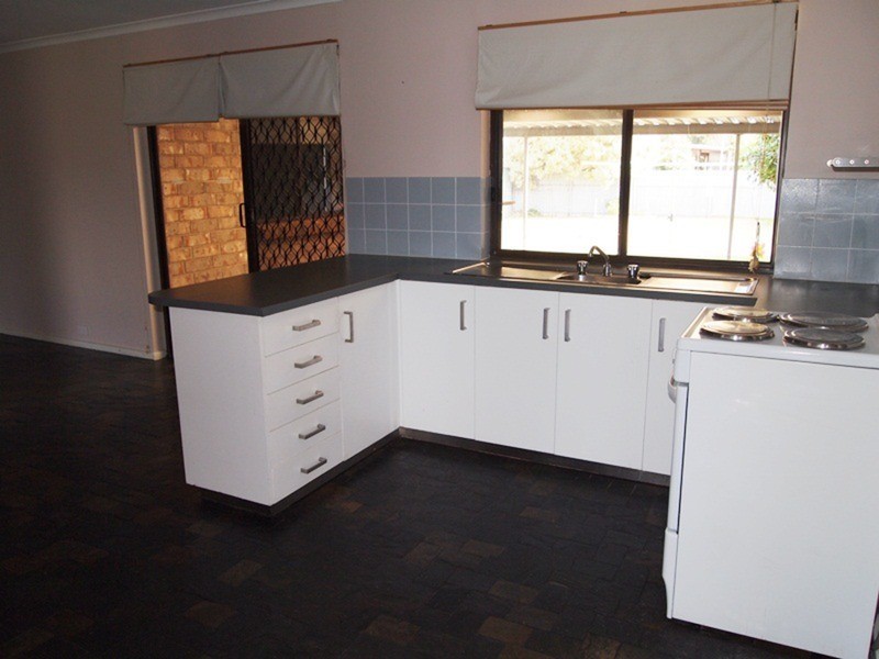 3 Holden Street, Port Willunga SA 5173