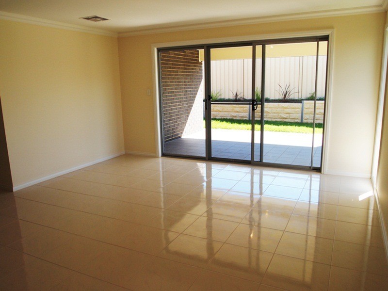 7 Pinkgum Avenue, Aldinga Beach SA 5173