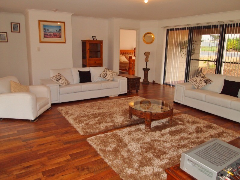 23 Plaza Avenue, Sellicks Beach SA 5174