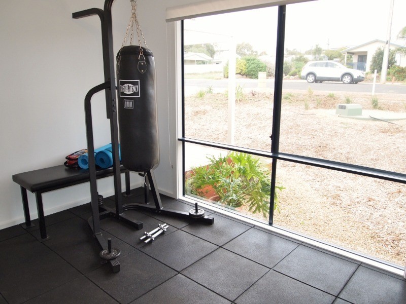 23 Plaza Avenue, Sellicks Beach SA 5174