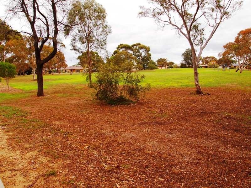 12 John Street, Old Noarlunga SA 5168