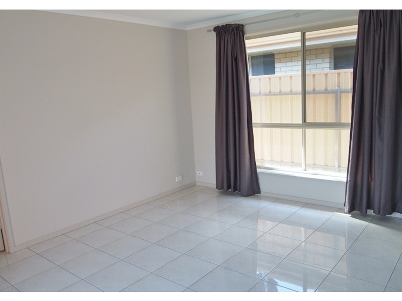 1 Kitto  Crescent, Aldinga Beach SA 5173