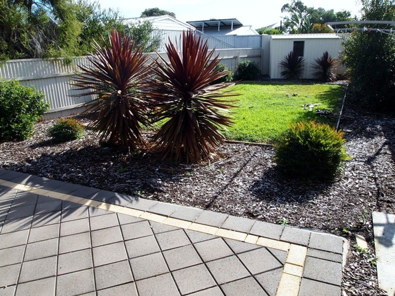 1 Kitto  Crescent, Aldinga Beach SA 5173