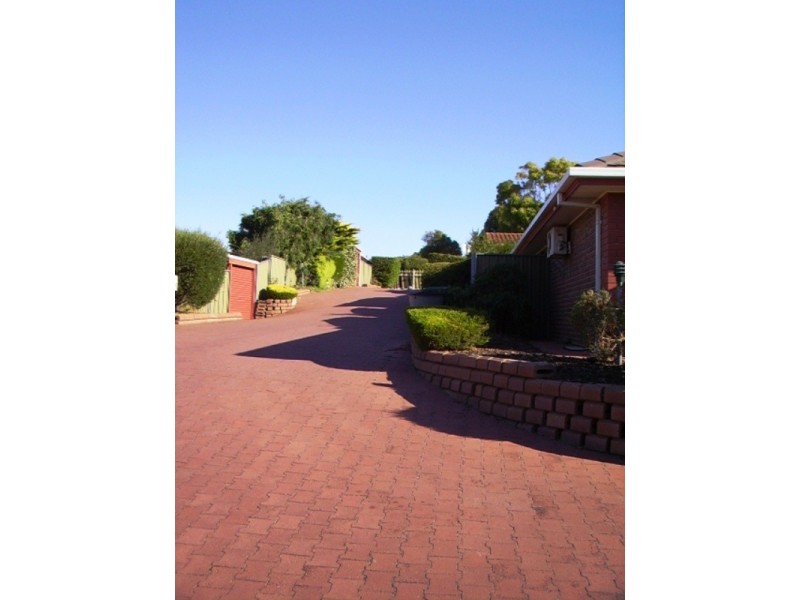 2/80 Glenhelen  Road, Morphett Vale SA 5162