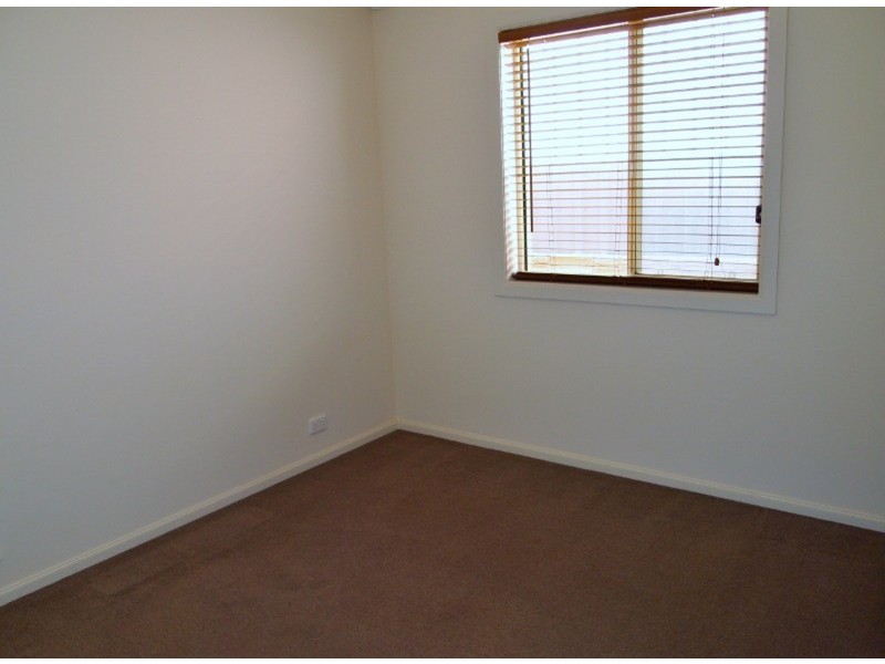 1/12 McGuire Court, Hackham SA 5163