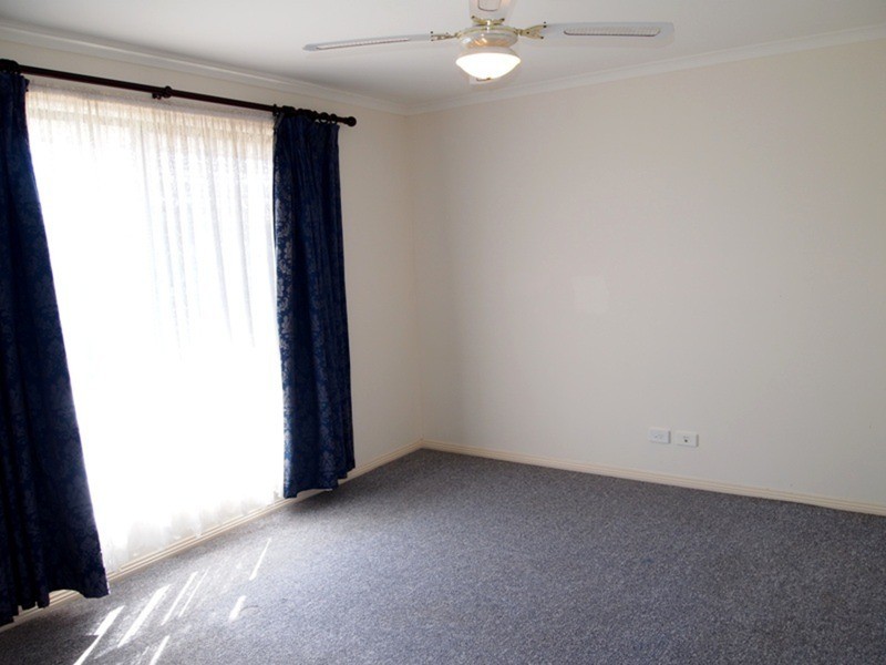 4 Spinnaker  Court, Aldinga Beach SA 5173