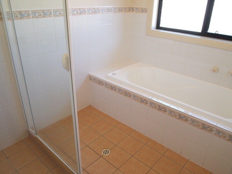 4 Spinnaker  Court, Aldinga Beach SA 5173