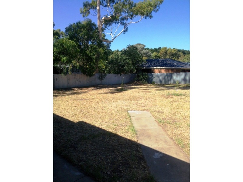 3 Istanbul  Drive, Aberfoyle Park SA 5159